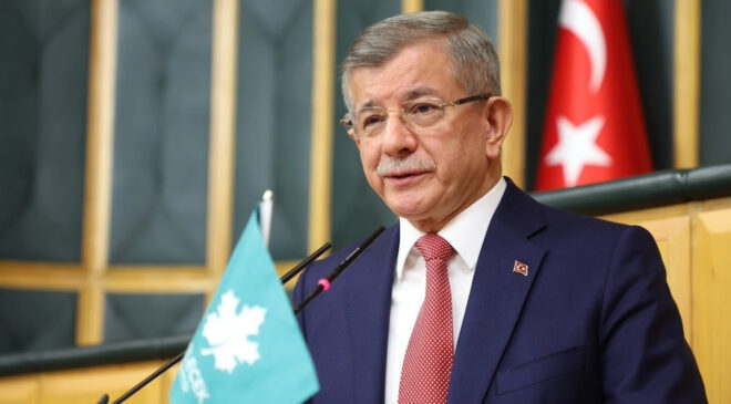Gelecek Partisi resmen feshedildi