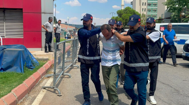 Milletvekilini bıçaklayan saldırgan ve oğlu tutuklandı
